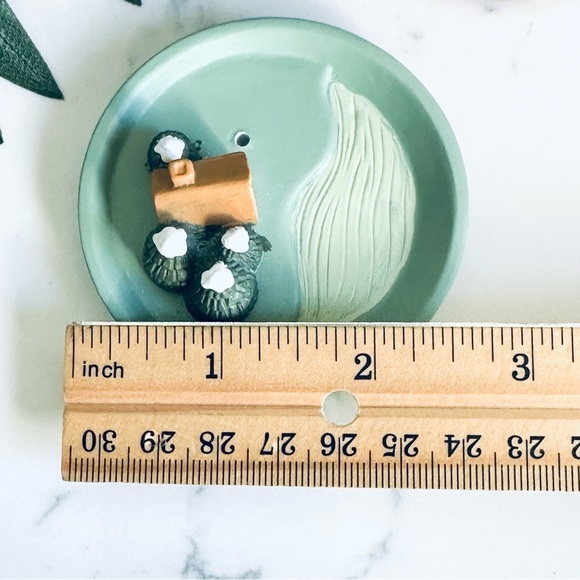 Incense Stick Holder Cottage in the Woods Snowy Resin Figure Statue Miniature - Picture 7 of 11